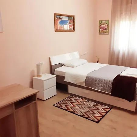 Διαμέρισμα Zana's Τίρανα