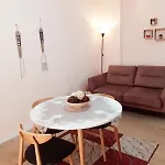 Zana's טיראנה